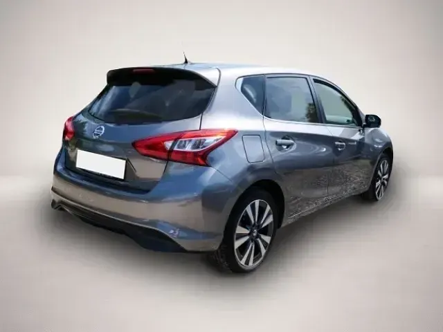 Gebraucht Nissan Pulsar 360º 116 PS (85 kW) 2018 Grau Kleinwagen