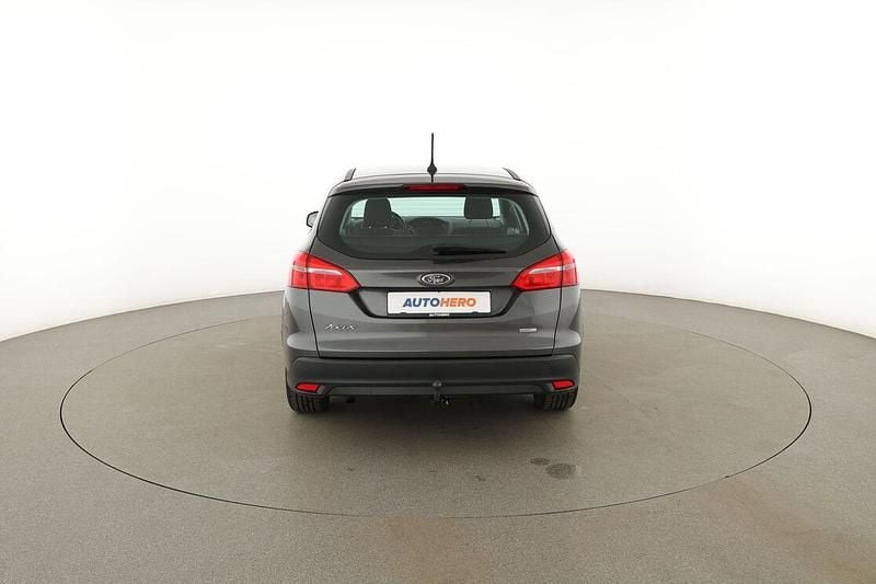 Używany Ford Focus Business Edition 125 KM (91 kW) 2017 Szary Kombi