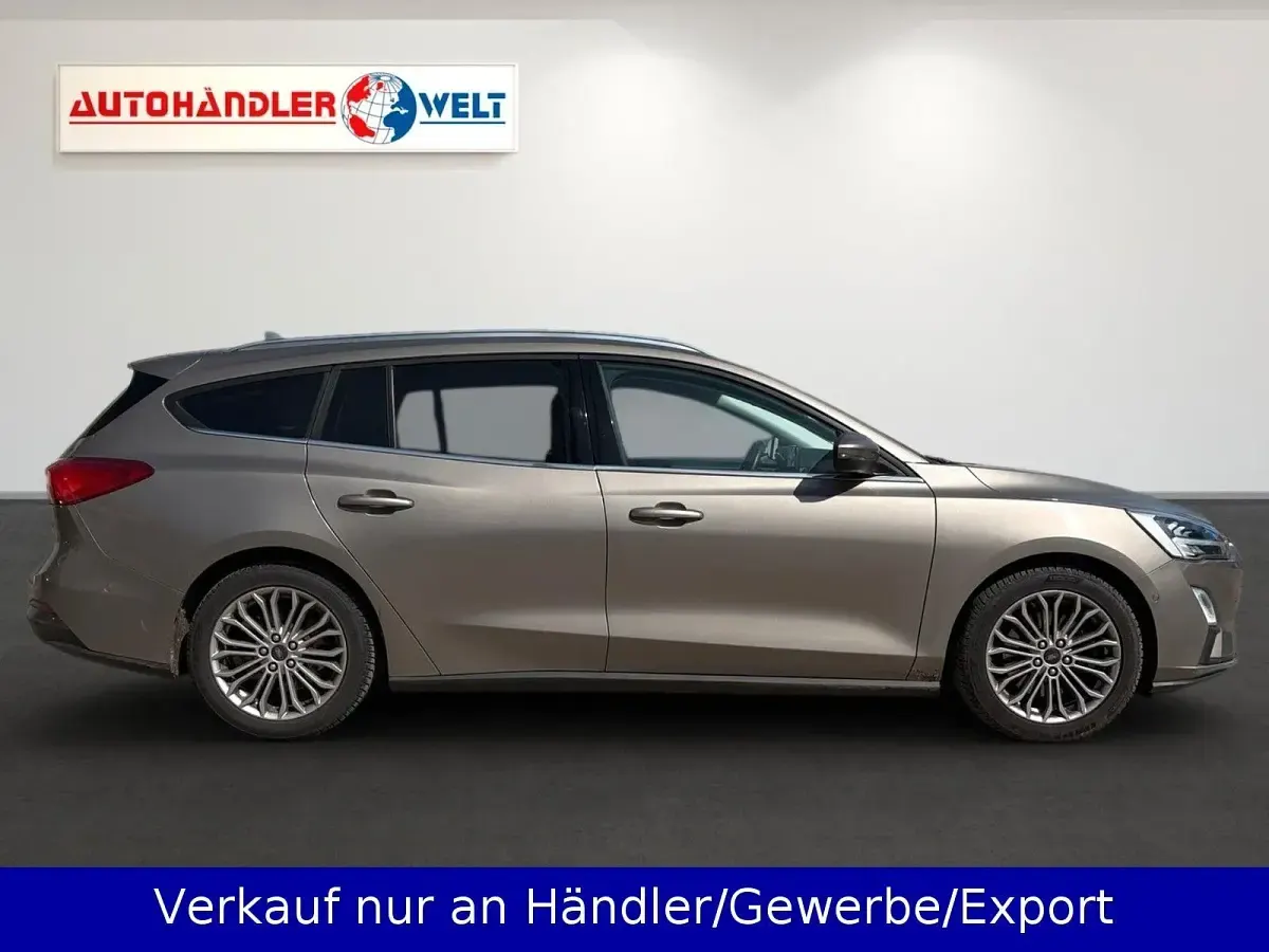 Używany Ford Focus Titanium 125 KM (91 kW) 2019 Beżowy Kombi