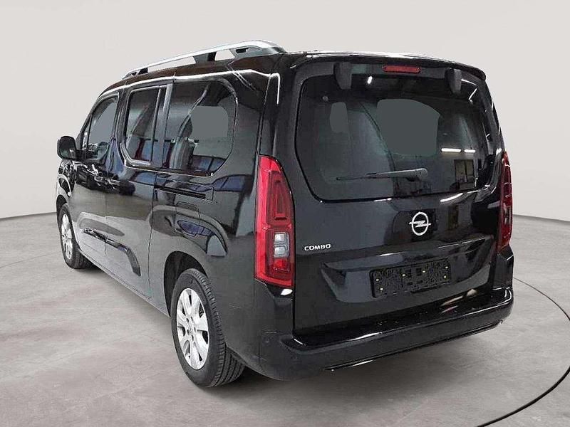 Gebraucht Opel Combo Life Ultimate 131 PS (96 kW) 2022 Diamant schwarz Van / Kleinbus
