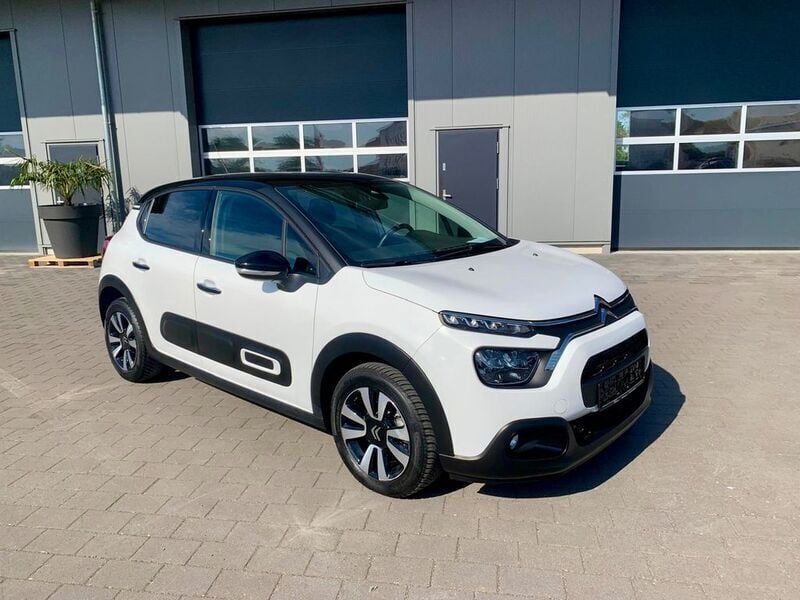 Weiß Gebraucht 2023 Citroën C3 Shine Kleinwagen | 14.999 € (Guter Preis) - Bild 1/4