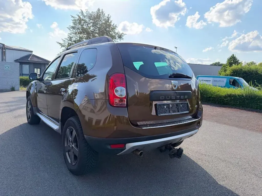 Gebraucht Dacia Duster 107 PS (78 kW) 2011 Braun SUV
