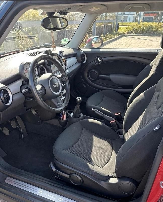 Second-hand Mini Cooper 115 CP (84 kW) 2009 Roșu Hatchback