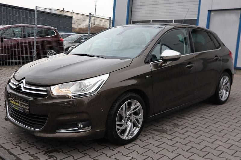 Gebraucht Citroën C4 Exclusive 156 PS (114 kW) 2011 Braun Limousine