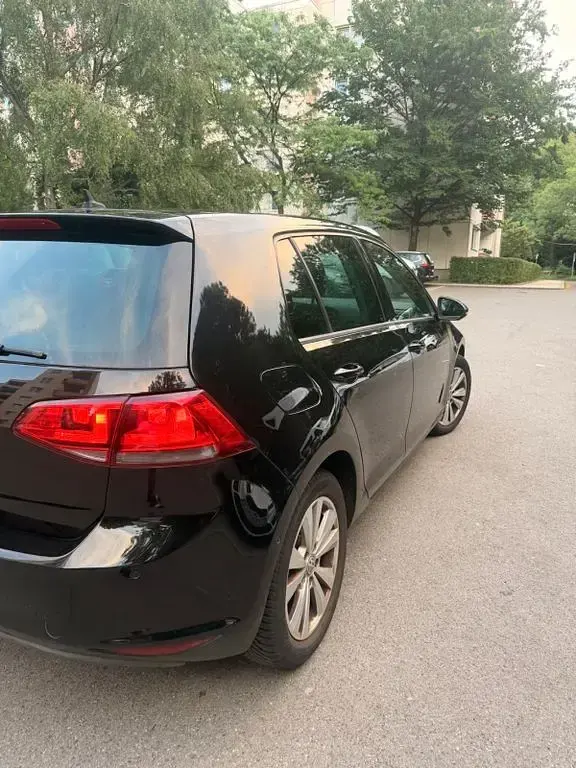 Gebraucht VW Golf VII Highline 140 PS (102 kW) 2013 Schwarz Limousine
