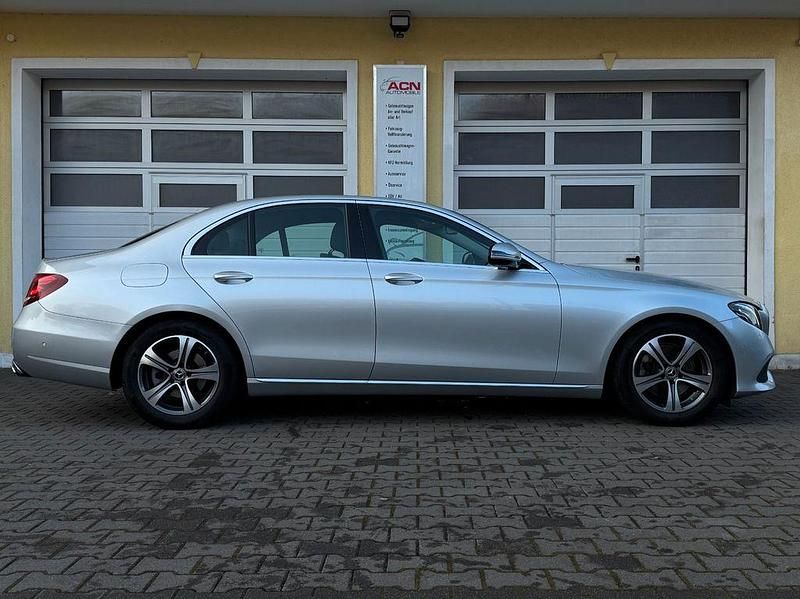 Second-hand Mercedes E200 197 CP (144 kW) 2019 Argintiu Berlinǎ