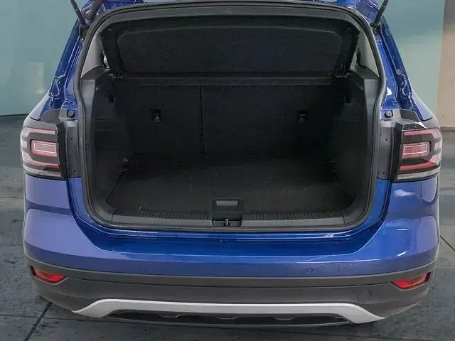 Gebraucht VW T-Cross Life 95 PS (69 kW) 2023 Blau SUV