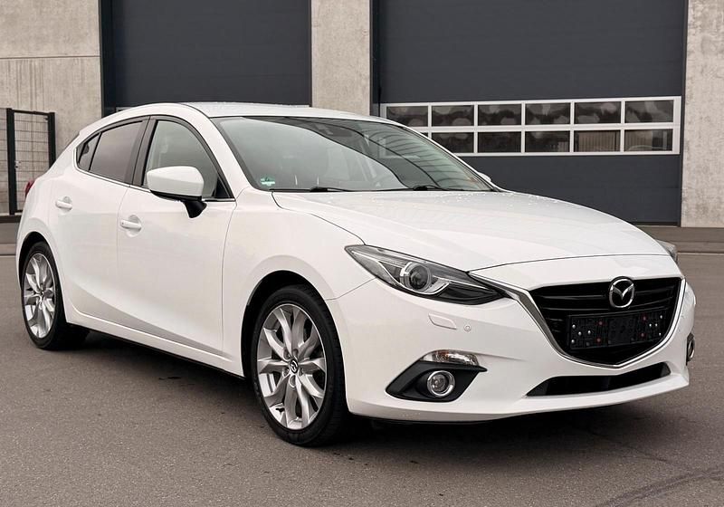 Gebraucht Mazda 3 120 PS (88 kW) 2016 Weiß Limousine