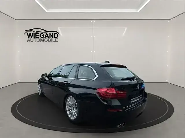 Gebraucht BMW 530 Comfort Edition 258 PS (189 kW) 2014 Schwarz Kombi