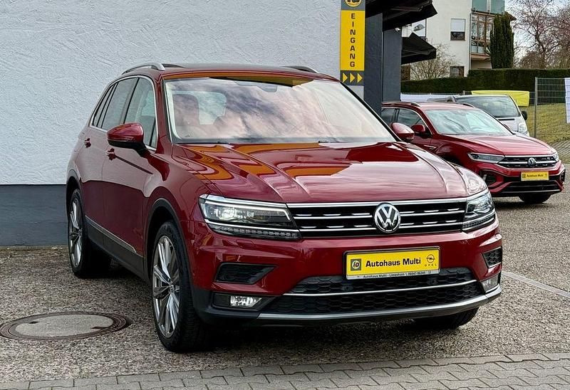 Gebraucht VW Tiguan Highline 190 PS (139 kW) 2019 Ruby red SUV