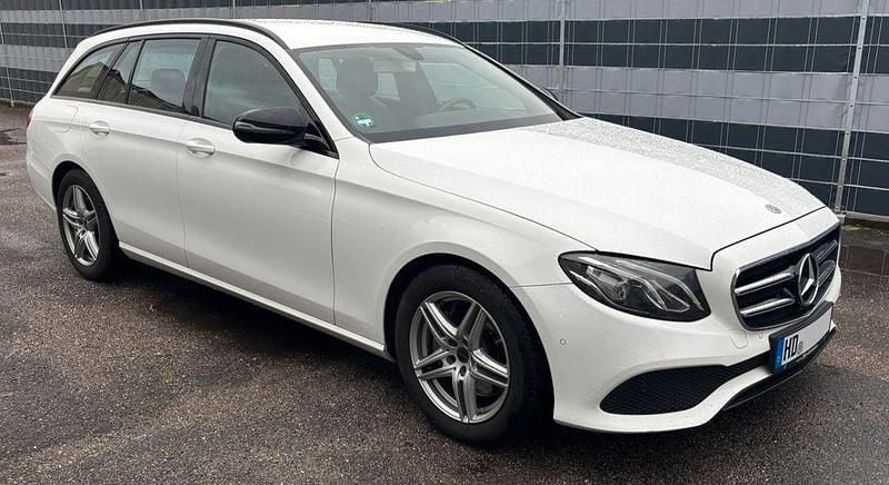Gebraucht Mercedes E350 Avantgarde 258 PS (189 kW) 2019 Weiß Kombi