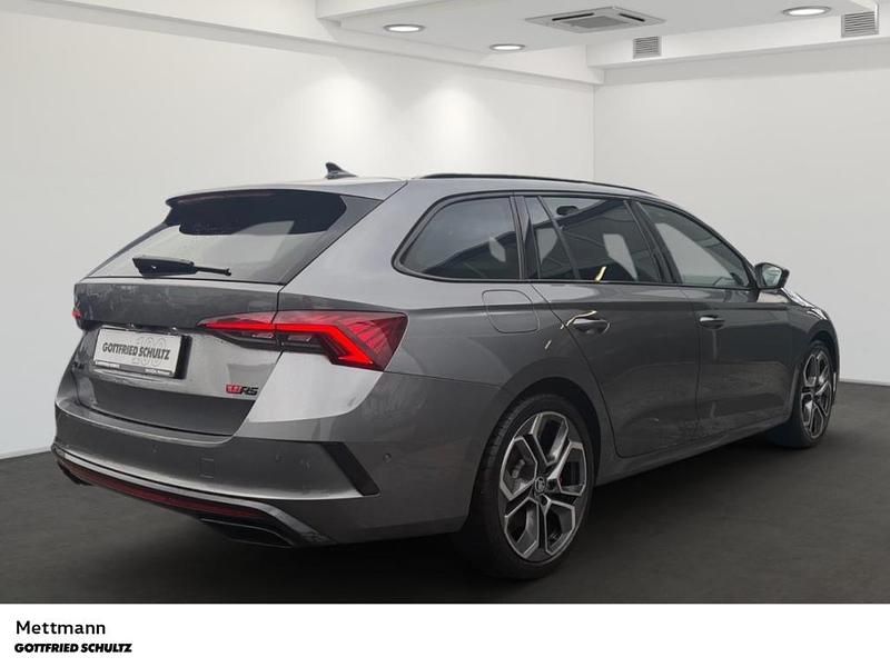 Gebraucht Skoda Octavia Plus Edition 245 PS (180 kW) 2023 Grau Kombi