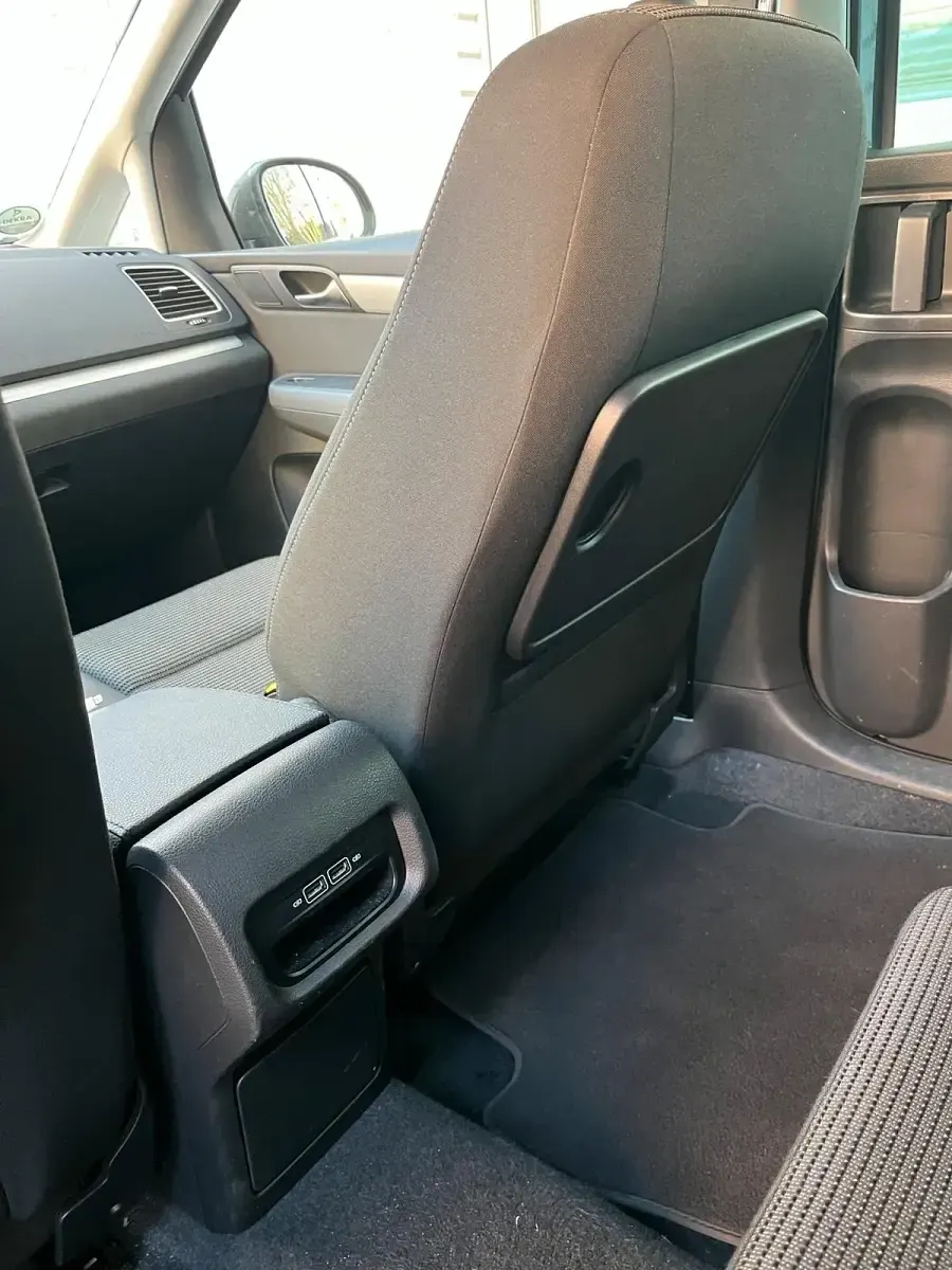 Gebraucht VW Sharan Comfortline 150 PS (110 kW) 2022 Grau Van / Kleinbus