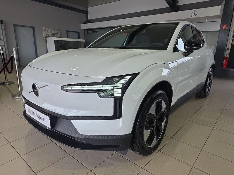 Nouă Volvo EX30 Plus 200 kW (272 CP) 2025 Alb SUV