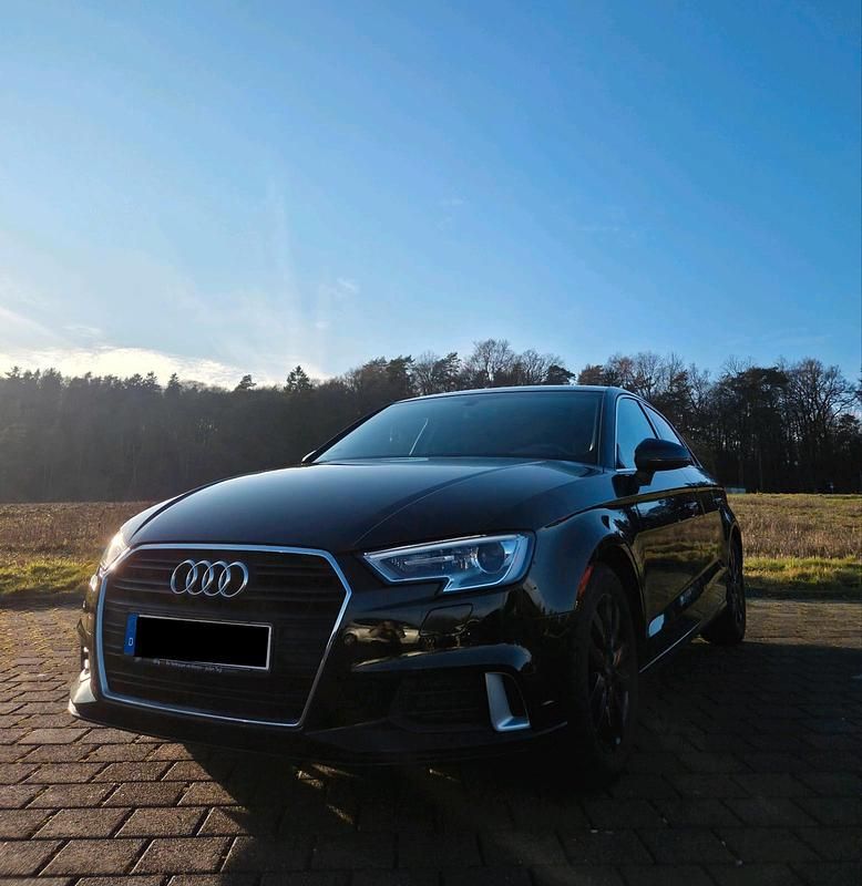 Gebraucht Audi A3 Sport 116 PS (85 kW) 2018 Schwarz Limousine