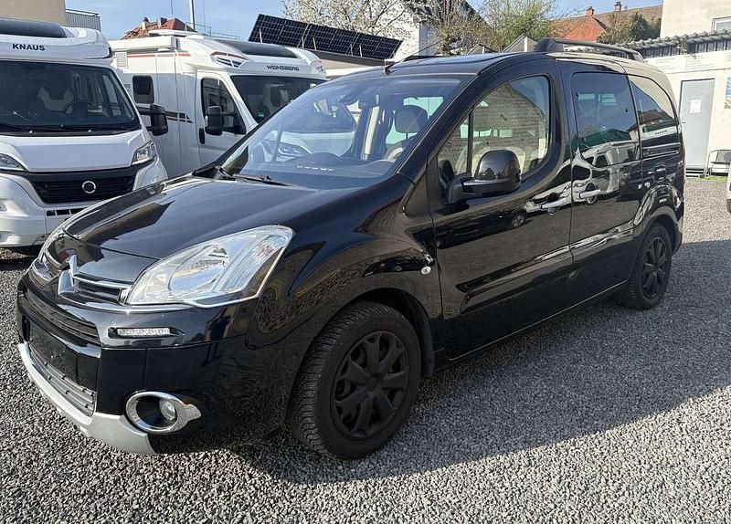 Second-hand Citroën Berlingo SELECTION 120 CP (88 kW) 2014 Negru Monovolum