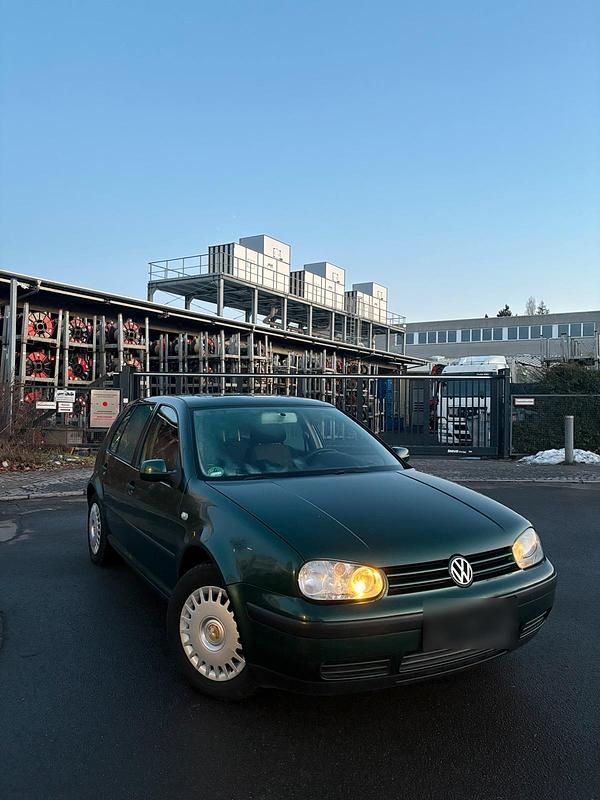 Gebraucht VW Golf IV Edition 75 PS (55 kW) 2001 Grün Kleinwagen