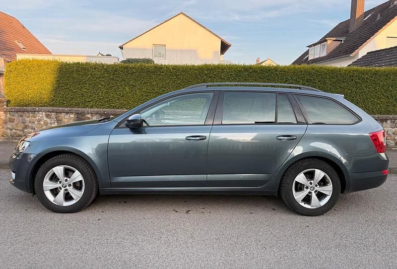 Gebraucht Skoda Octavia 110 PS (80 kW) 2016 Grau Kleinwagen