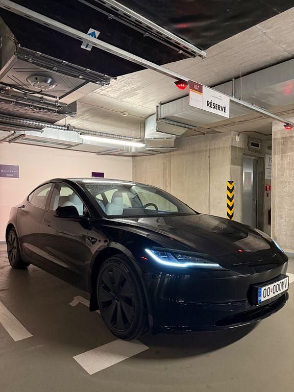 Gebraucht Tesla Model 3 RWD 224 kW (305 PS) 2026 Schwarz Limousine