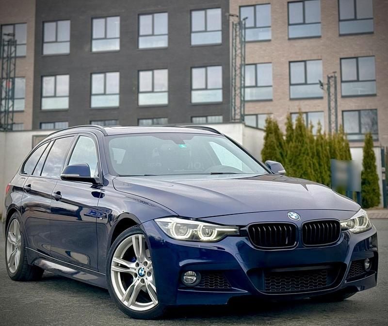 Gebraucht BMW 318 M Sport 136 PS (100 kW) 2018 Blau Kombi