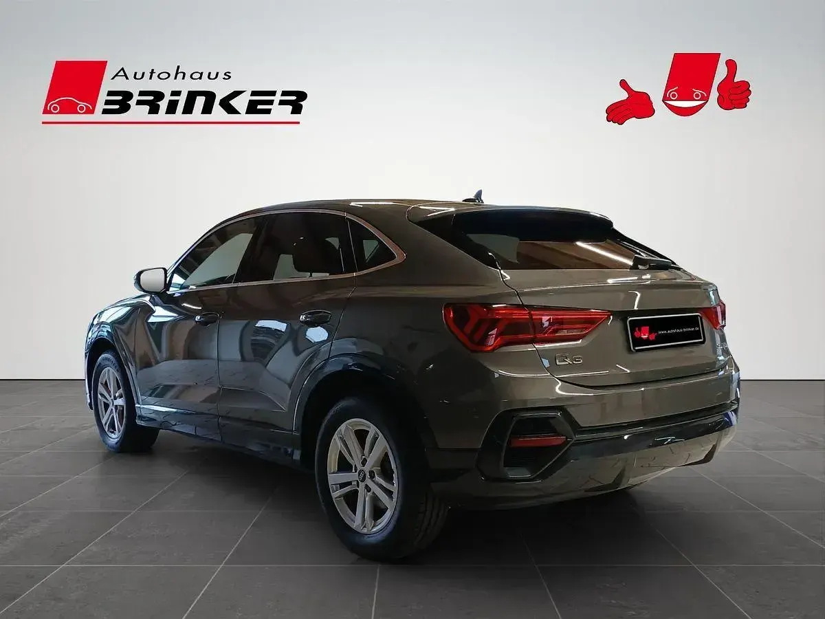Gebraucht Audi Q3 Sportback Basis 150 PS (110 kW) 2021 Chronosgrau metallic SUV