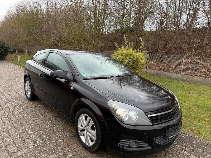 Gebraucht Opel Astra GTC 105 PS (77 kW) 2007 Schwarz Coupé