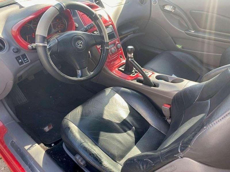 Gebraucht Toyota Celica 143 PS (105 kW) 2001 Rot Coupé