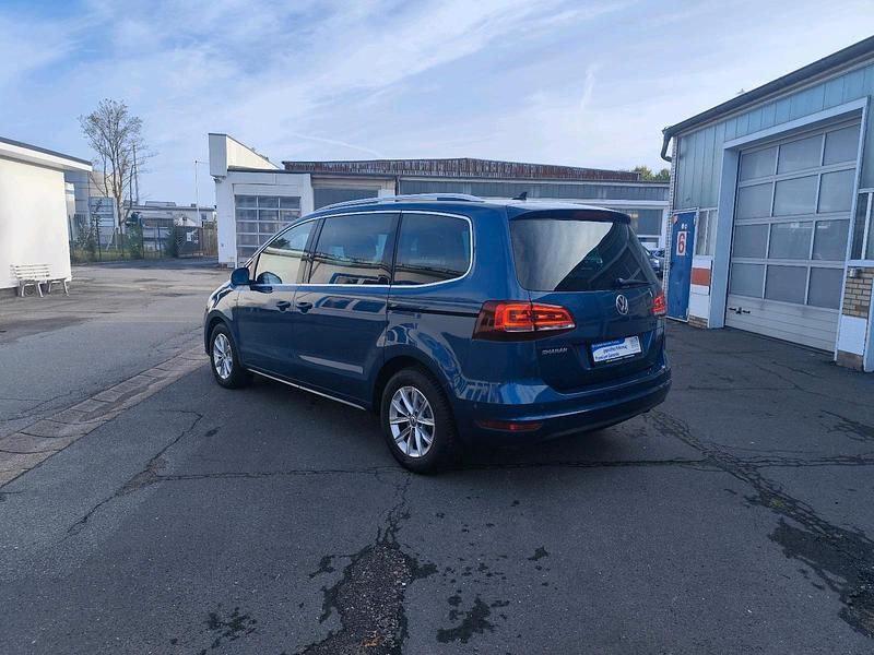 Gebraucht VW Sharan Ocean 150 PS (110 kW) 2015 Blau Van / Kleinbus