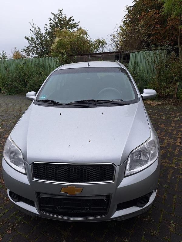 Silber Gebraucht 2008 Chevrolet Aveo Limousine | 1.600 € (Etwas zu teuer) - Bild 1/4