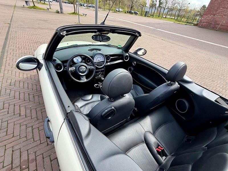 Gebraucht Mini One Cabriolet 98 PS (72 kW) 2011 Beige Cabrio
