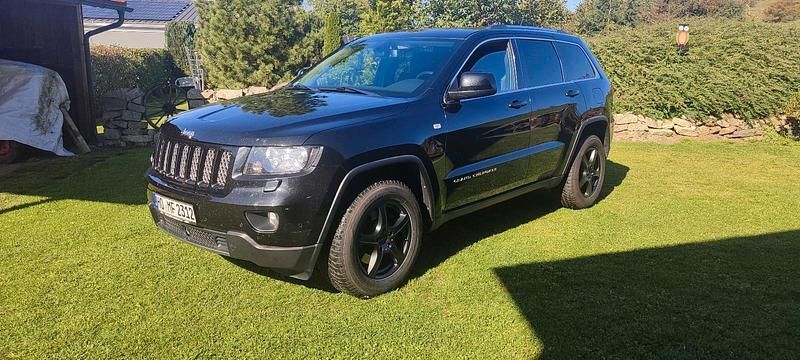 Schwarz Gebraucht 2013 Jeep Grand Cherokee SUV | 16.900 € (Fairer Preis) - Bild 1/4
