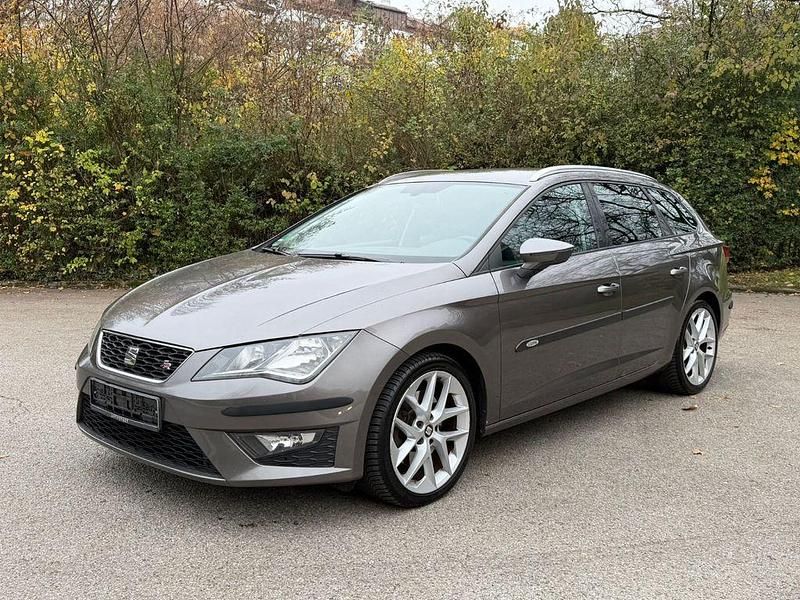 Braun Gebraucht 2014 Seat Leon ST FR Kombi | 9.990 € (Guter Preis) - Bild 1/4