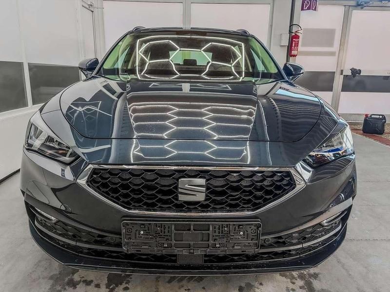 Neu Seat Leon Style 116 PS (85 kW) 2026 Magnet grau s7s7 Kombi