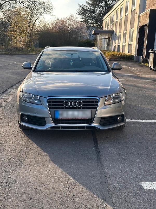 Gebraucht Audi A4 120 PS (88 kW) 2009 Grau Kombi