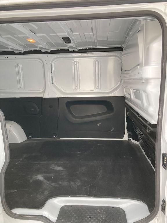 Gebraucht Renault Trafic 131 PS (96 kW) 2025 Weiß Van / Kleinbus