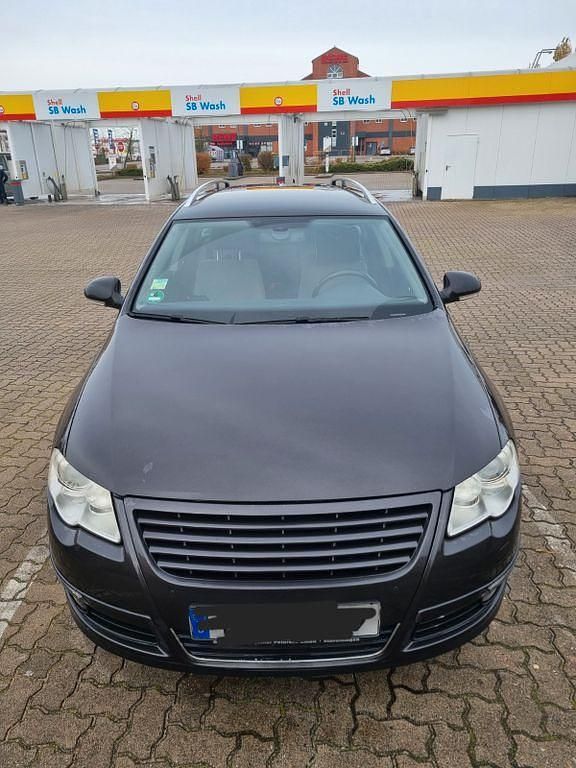 Gebraucht VW Passat Trendline 102 PS (75 kW) 2008 Schwarz Limousine