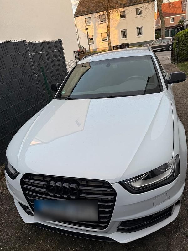 Gebraucht Audi A4 S-Line 170 PS (125 kW) 2015 Weiß Kombi