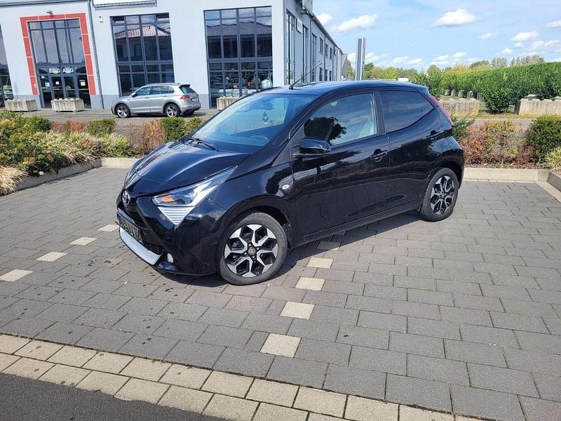 Schwarz Gebraucht 2021 Toyota Aygo Kleinwagen | 8.999 € (Guter Preis) - Bild 1/4