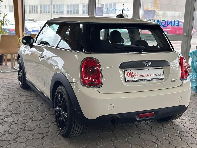 Second-hand Mini ONE 75 CP (55 kW) 2016 Alb Hatchback