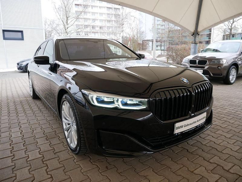 Gebraucht BMW 740 320 PS (235 kW) 2020 Schwarz Limousine