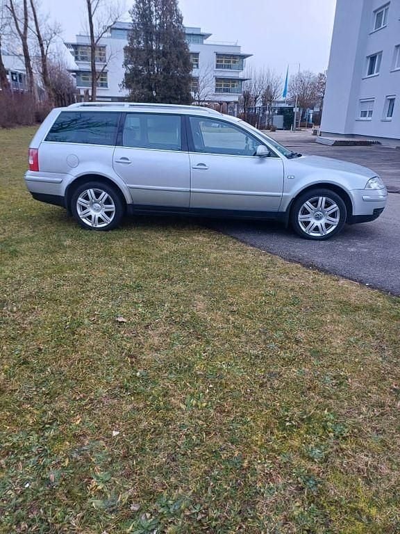 Gebraucht VW Passat Highline 150 PS (110 kW) 2003 Grau Kombi
