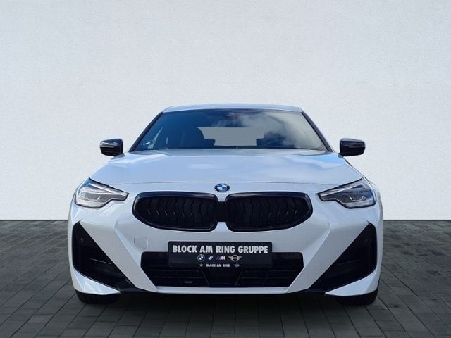 Gebraucht BMW 220 Shadowline 184 PS (135 kW) 2024 Weiß Coupé
