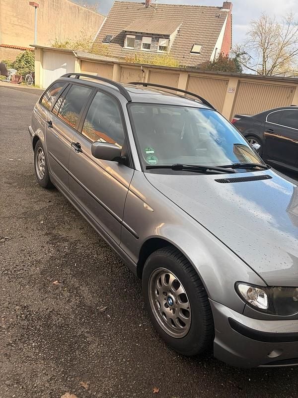 Gebraucht BMW 316 116 PS (85 kW) 2004 Silber Kombi