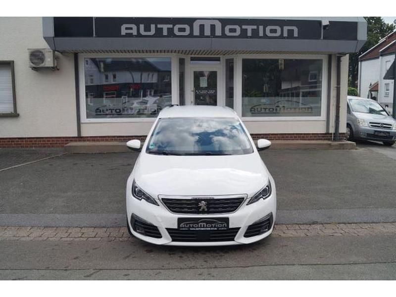 Gebraucht Peugeot 308 131 PS (96 kW) 2021 Blanc banquise Kombi