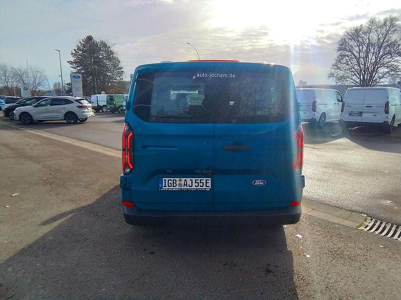Gebraucht Ford Transit 160 kW (218 PS) 2024 Digital aqua blue me (blau) Kombi