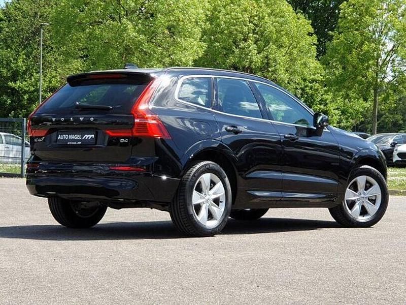 Gebraucht Volvo XC60 Core 197 PS (144 kW) 2024 Schwarz SUV