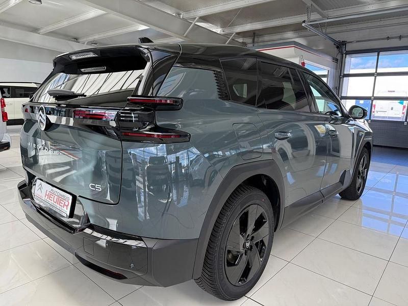 Neu Citroën C5 136 PS (100 kW) 2026 Grün SUV