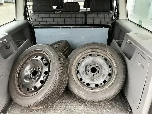 Gebraucht VW Caddy Maxi Life Team 102 PS (75 kW) 2010 Blau Van / Kleinbus