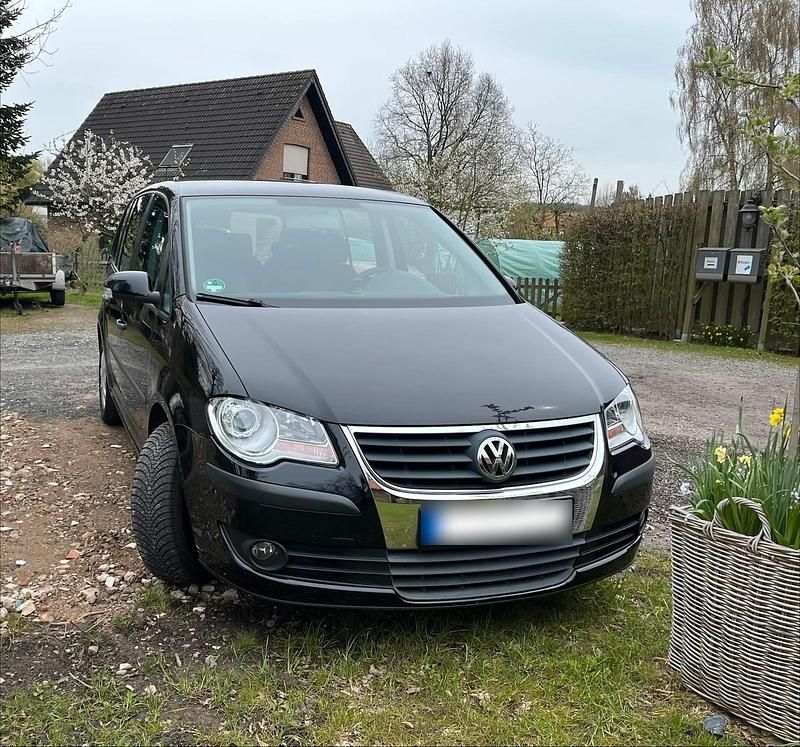 Gebraucht VW Touran 105 PS (77 kW) 2007 Schwarz Van / Kleinbus