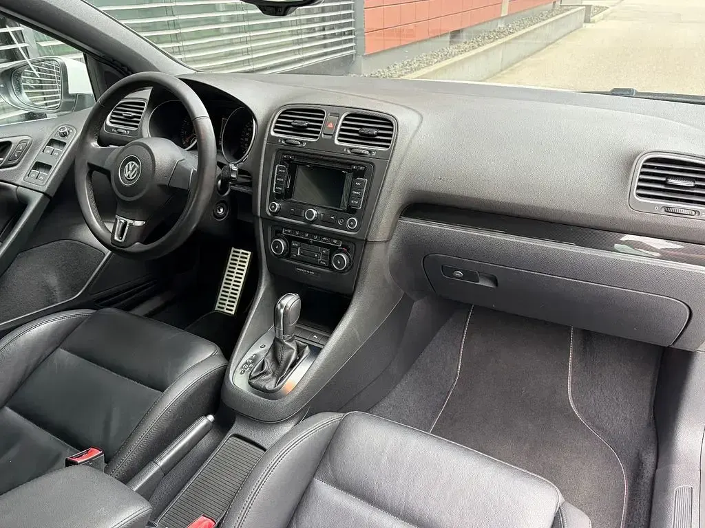 Gebraucht VW Golf 160 PS (117 kW) 2011 Weiß Cabrio
